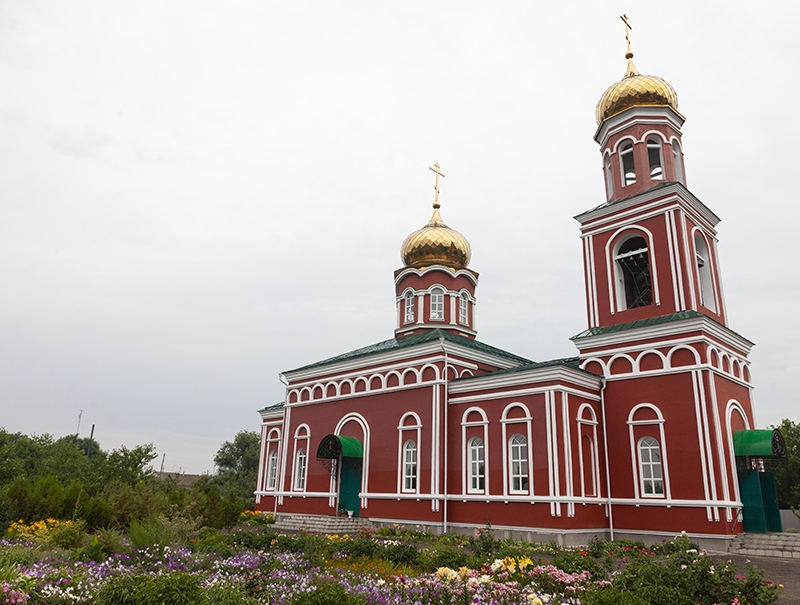 Петропавловское благочиние Балашовской епархии - 1. Храм во имя святых  первоверховных апостолов Петра и Павла г. Красноармейска